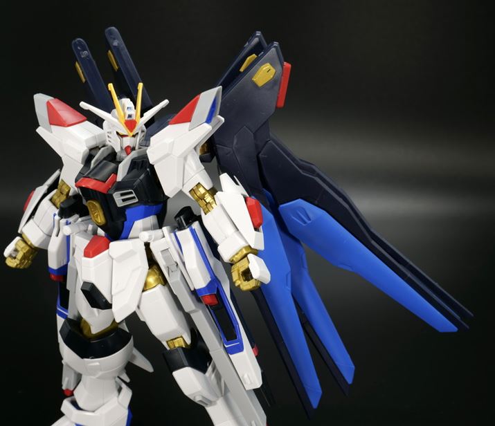 MIGHTY STRIKE FREEDOM GUNDAM