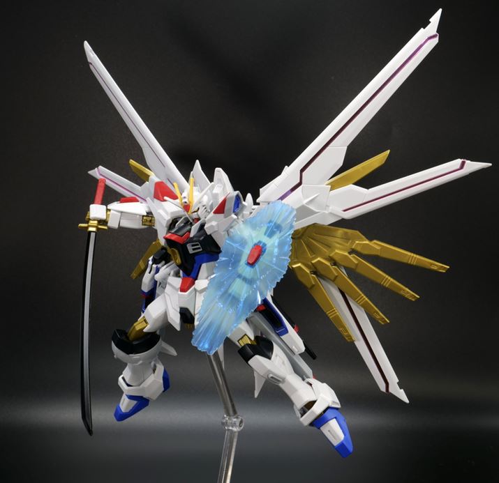MIGHTY STRIKE FREEDOM GUNDAM
