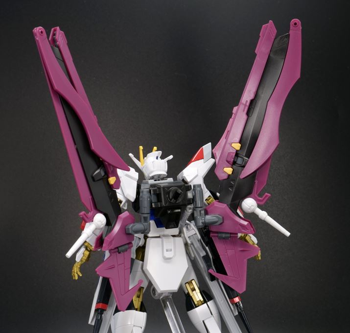 MIGHTY STRIKE FREEDOM GUNDAM